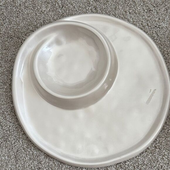 Elegant White plastic Serve Dip Bowl and Platter Threshold - Picture 1 of 4